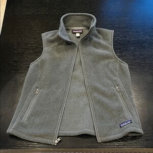 Patagonia Women’s Synchilla Gray Vest, Size Small, Lightly Used, Great Condition